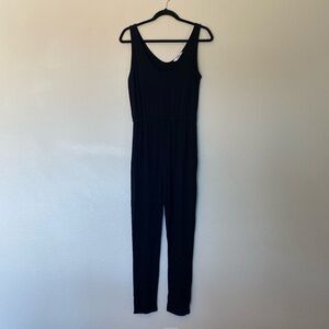 BB Dakota jumpsuit black women’s small stretchy EUC